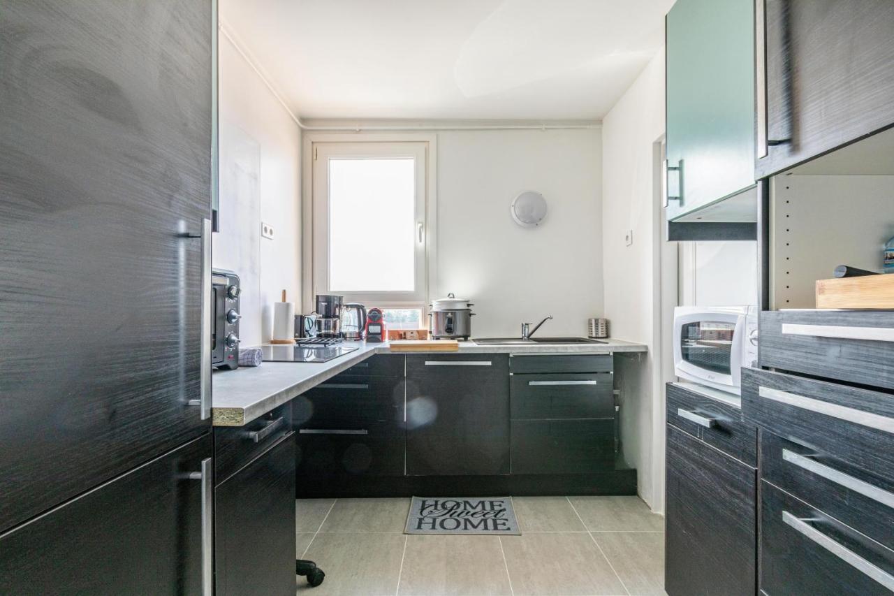 Chic Apart With Parking Apartment Мант-ла-Жоли Екстериор снимка